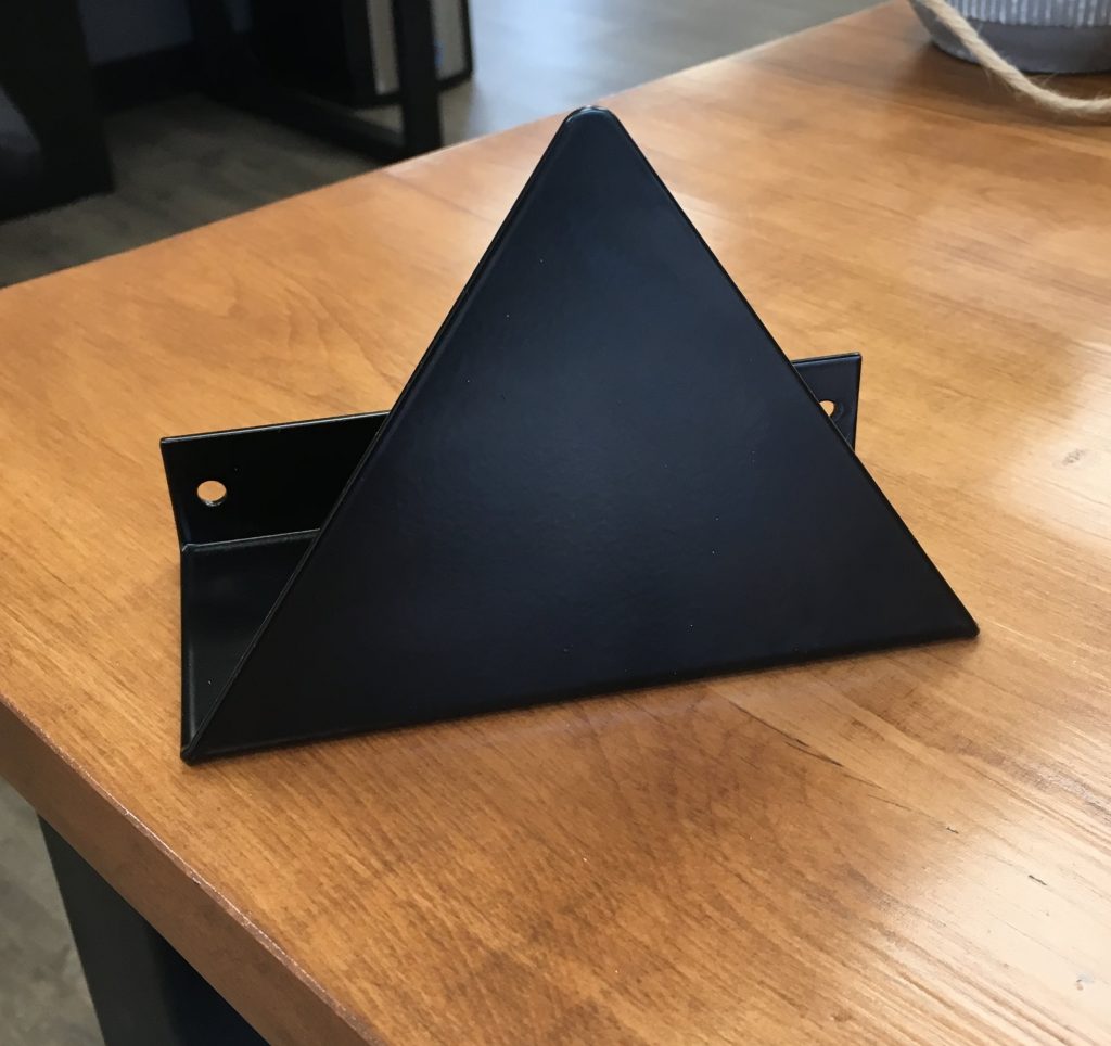 Petit support mural en acier JPM Métal